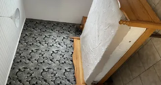 SENTENAC chambre verte