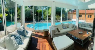 1. photo couverture salon Pano lumineuse