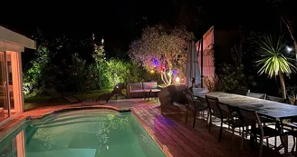 10. photo guirlande salon table piscine sept 24