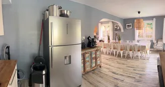 13. cuisine frigo gris pano Top