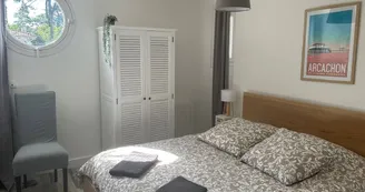 15. chambre 1 arcachon serviette lit fait 2023