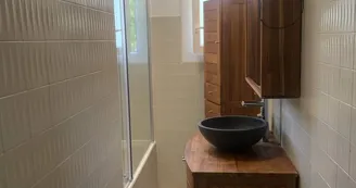 25. salle de bain 1er étage